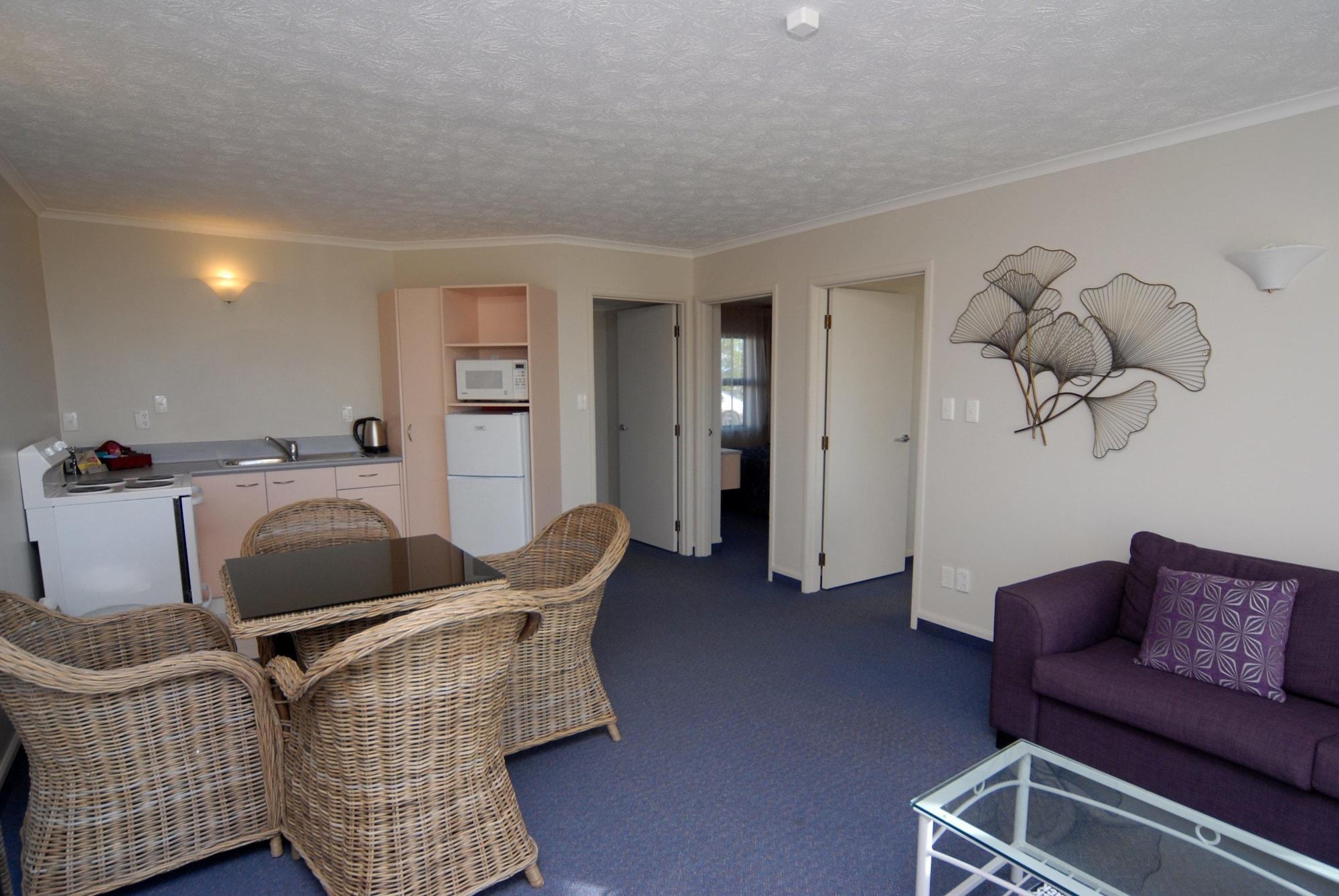 Harbour View Motel On Ahuriri Beach In Napier Nz With Sea View Suites Exterior photo