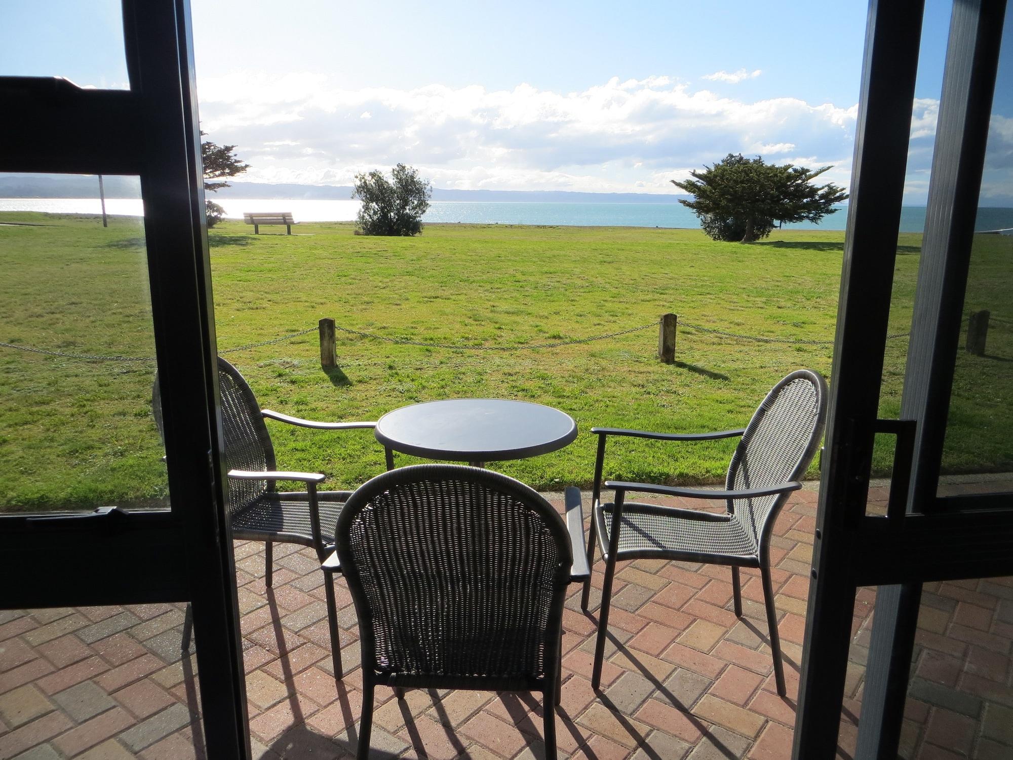 Harbour View Motel On Ahuriri Beach In Napier Nz With Sea View Suites Exterior photo